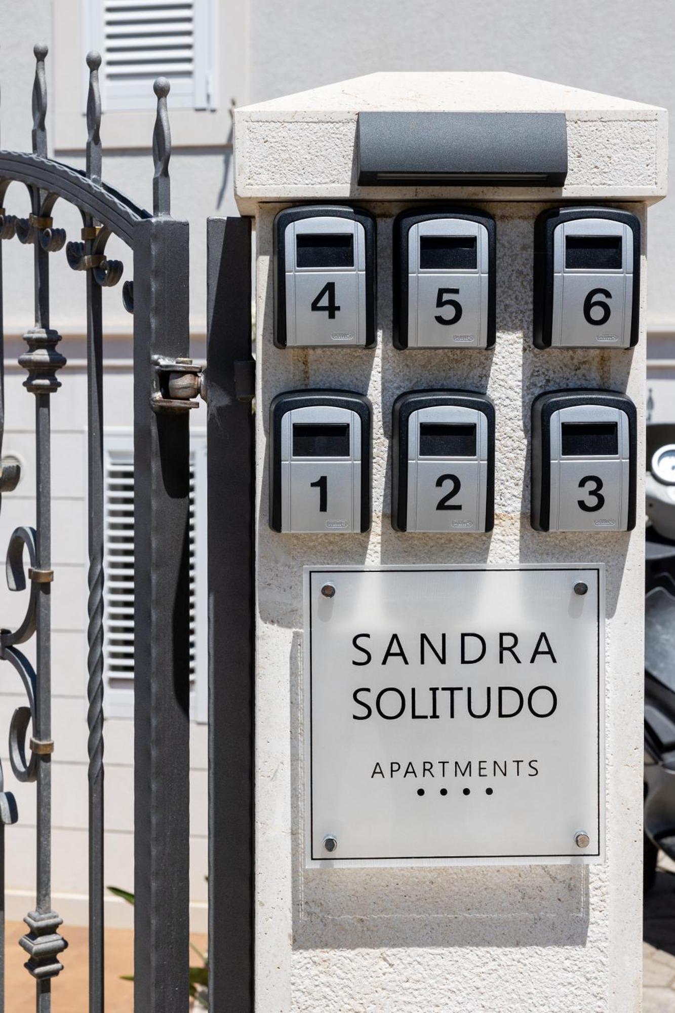Apartments Sandra Solitudo II Дубровник Экстерьер фото